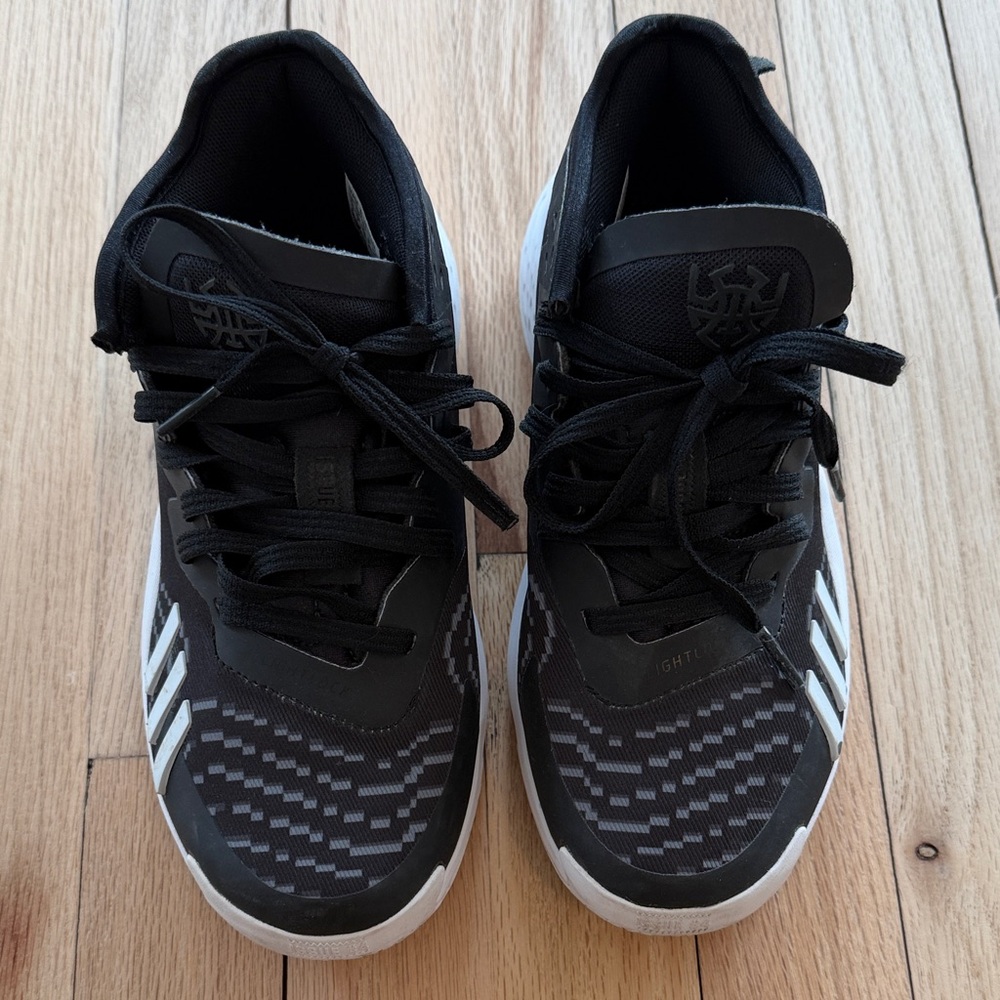 Adidas D.O.N. Issue #4 kids Black Athletic Sneakers